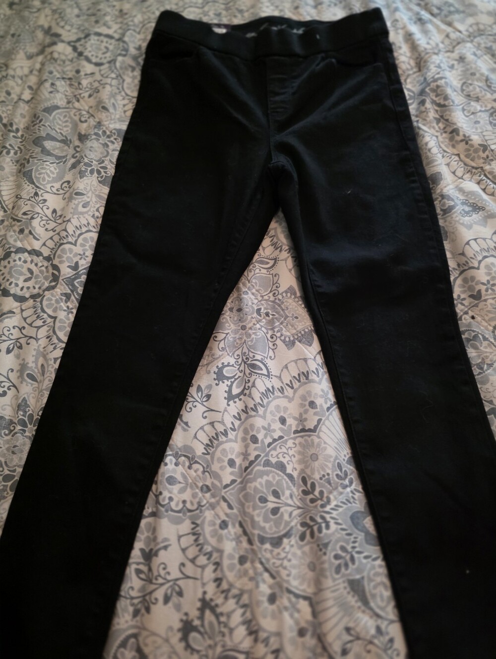 New Gloria Vanderbilt Black Slim Stretch Jeggings